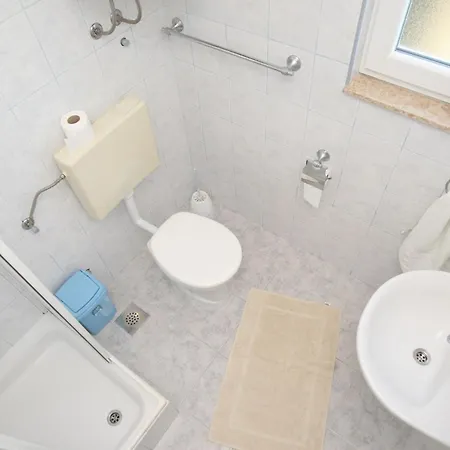 Mladen Apartman