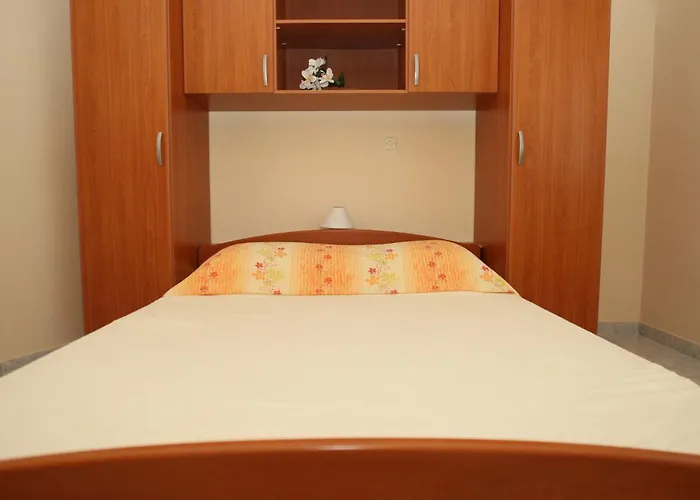 Appartement Mladen *