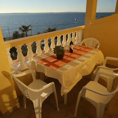 Mladen Apartman
