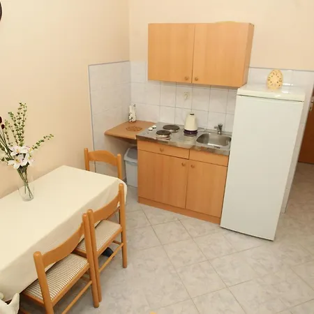 Mladen Apartment