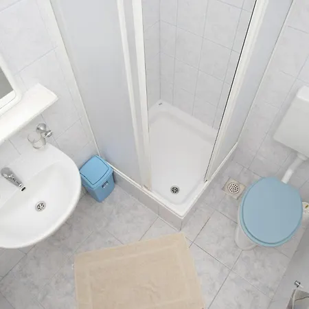 Mladen Apartment Vrsi